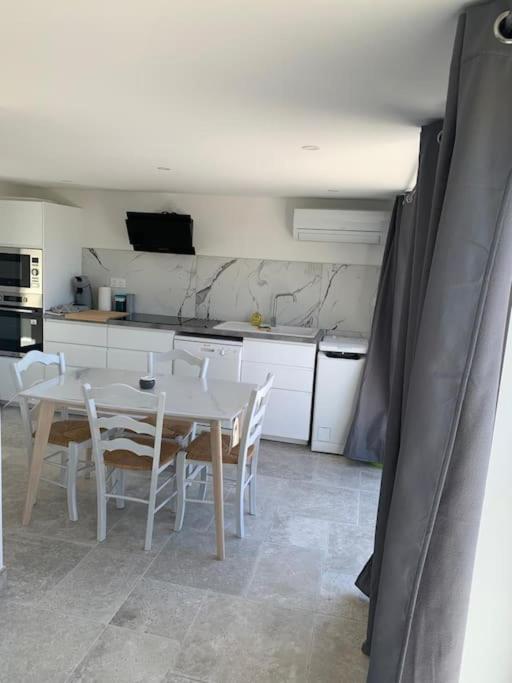 Terre De Lumiere 2. Apartman Nyons Kültér fotó